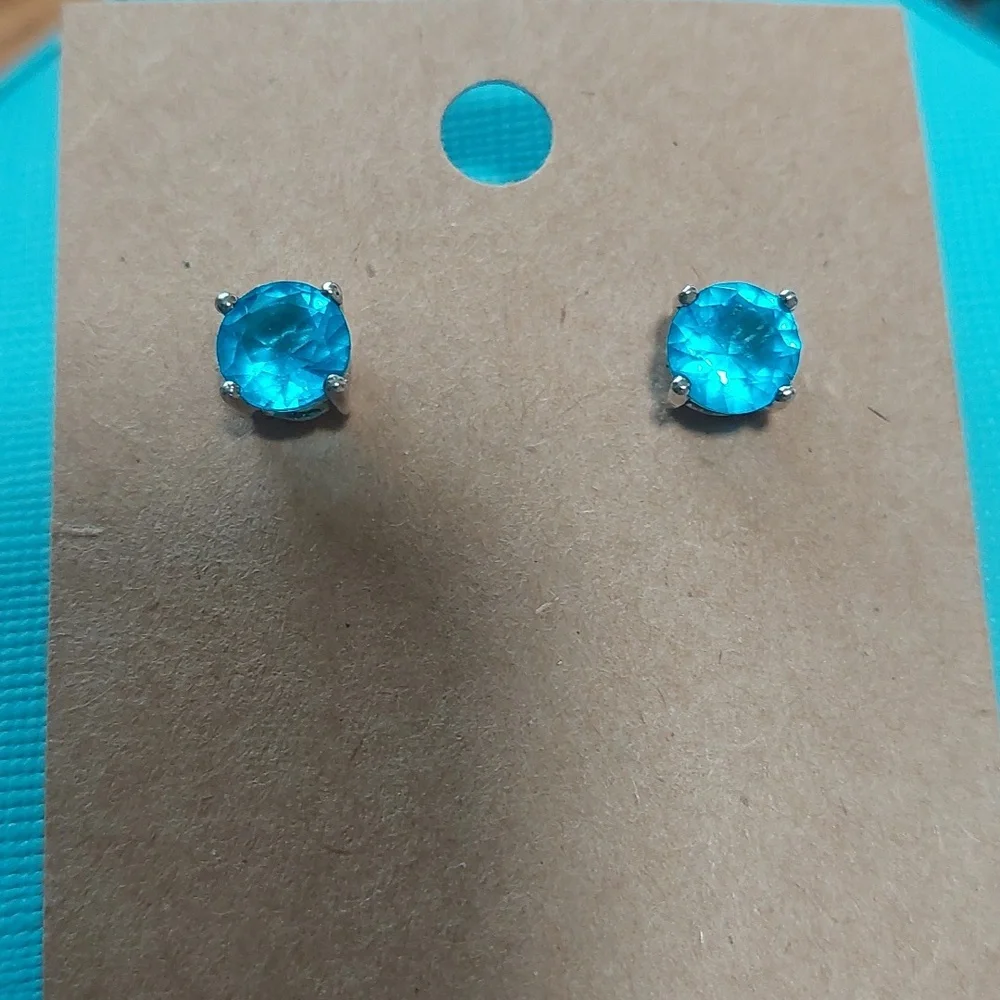 Effy Radiant Blue Gemstone Earrings.Silver Toned . - Picture 3 of 4